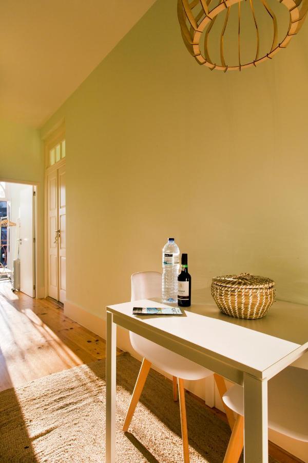 Aposentus - Riverside Miragaia Apartment Porto Bagian luar foto