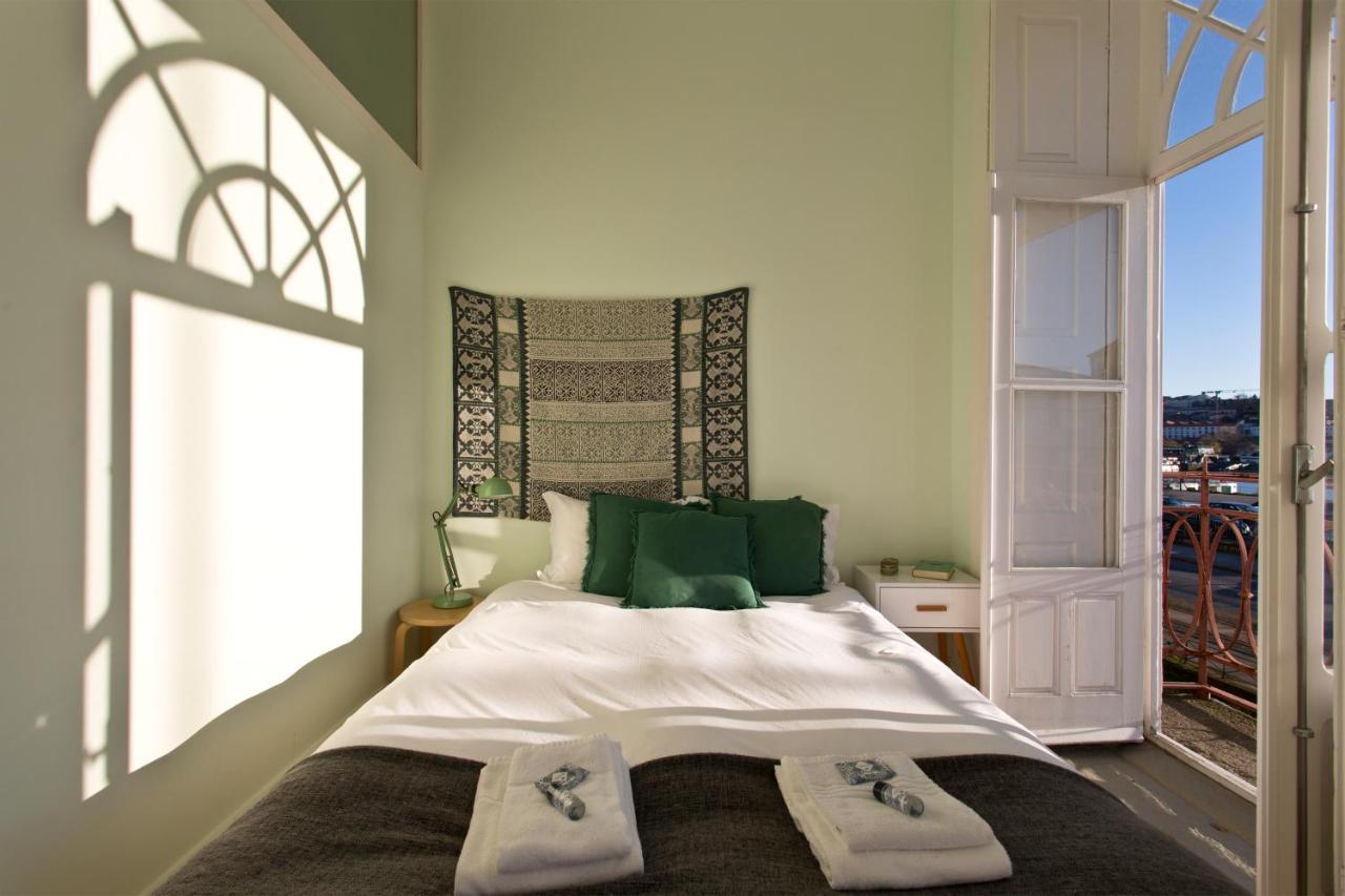 Aposentus - Riverside Miragaia Apartment Porto Bagian luar foto